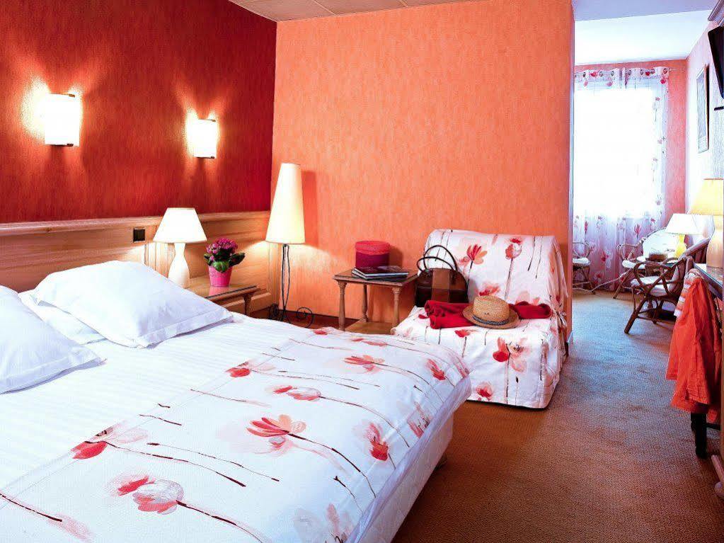L'Oustal Del Barry Hotel Najac Kültér fotó